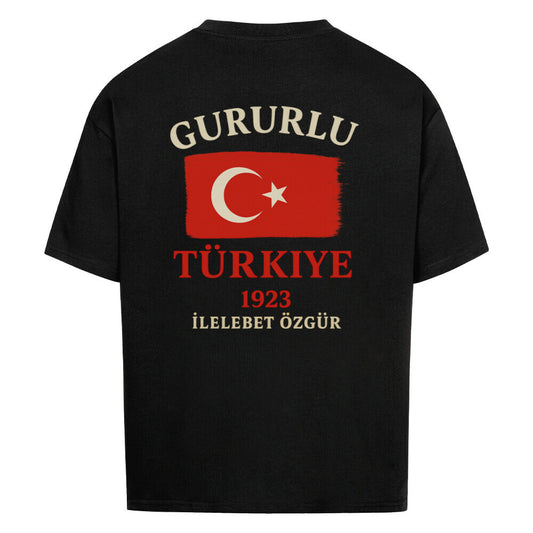 Hemd der Marke Pelasgia mit 1923 Türkei-Design, oversized T-Shirt aus weichem Stoff, zeigt detailreiche Druckgrafik.