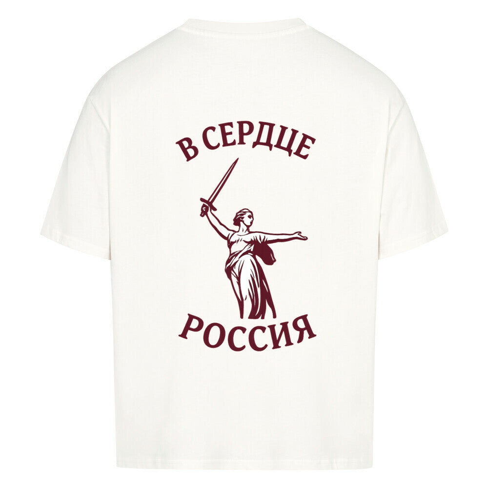 Russen Heimatliebe Oversized T-Shirt von Pelasgia, weiß mit rotem Russland-Design, locker geschnitten, bequemes Baumwollshirt