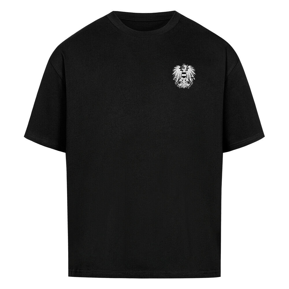 Weißes oversized T-Shirt mit Österreich-Print von Pelasgia, weiches Baumwollmaterial, locker sitzendes Design, frontaler Österreich-Print