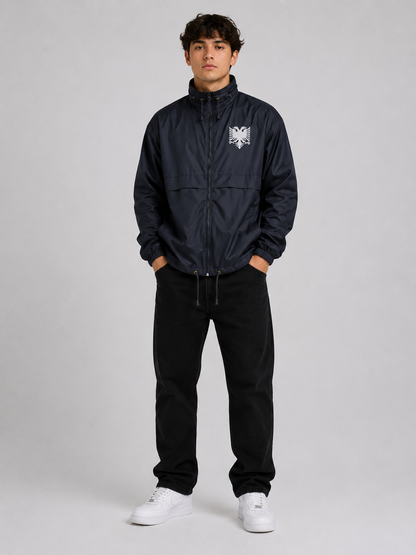 Leichte Pelasgia Windbreaker Jacke in Schwarz für Damen, winddicht und wasserabweisend, ideal für unterwegs.