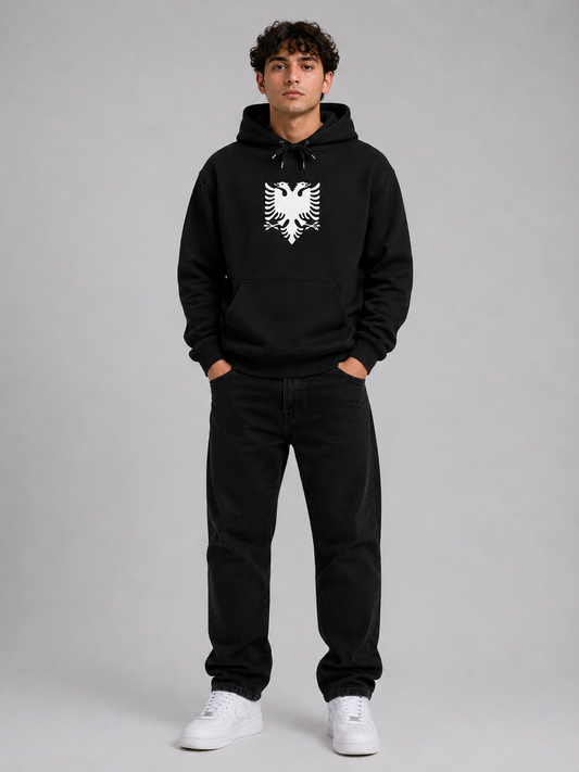 Grauer Pelasgia Hoodie mit Albanien-Design, weicher Stoff, bequemes Casual-Outfit, auf der Abbildung zu sehen