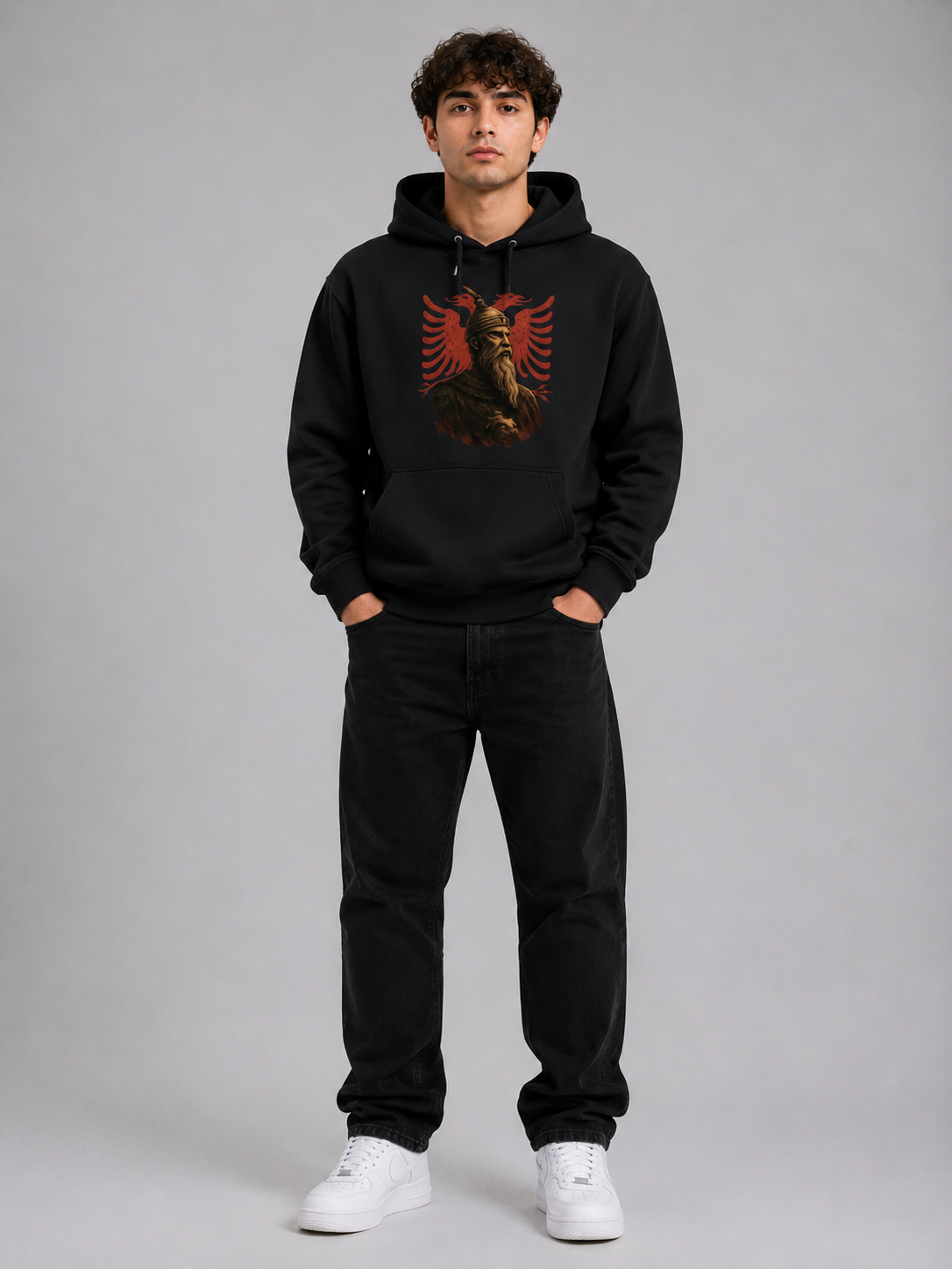 Pelasia Premium Hoodie mit Skëndërbeu-Design, bequemer Hoodie aus weichem Stoff, stilvoll und warm für kalte Tage.